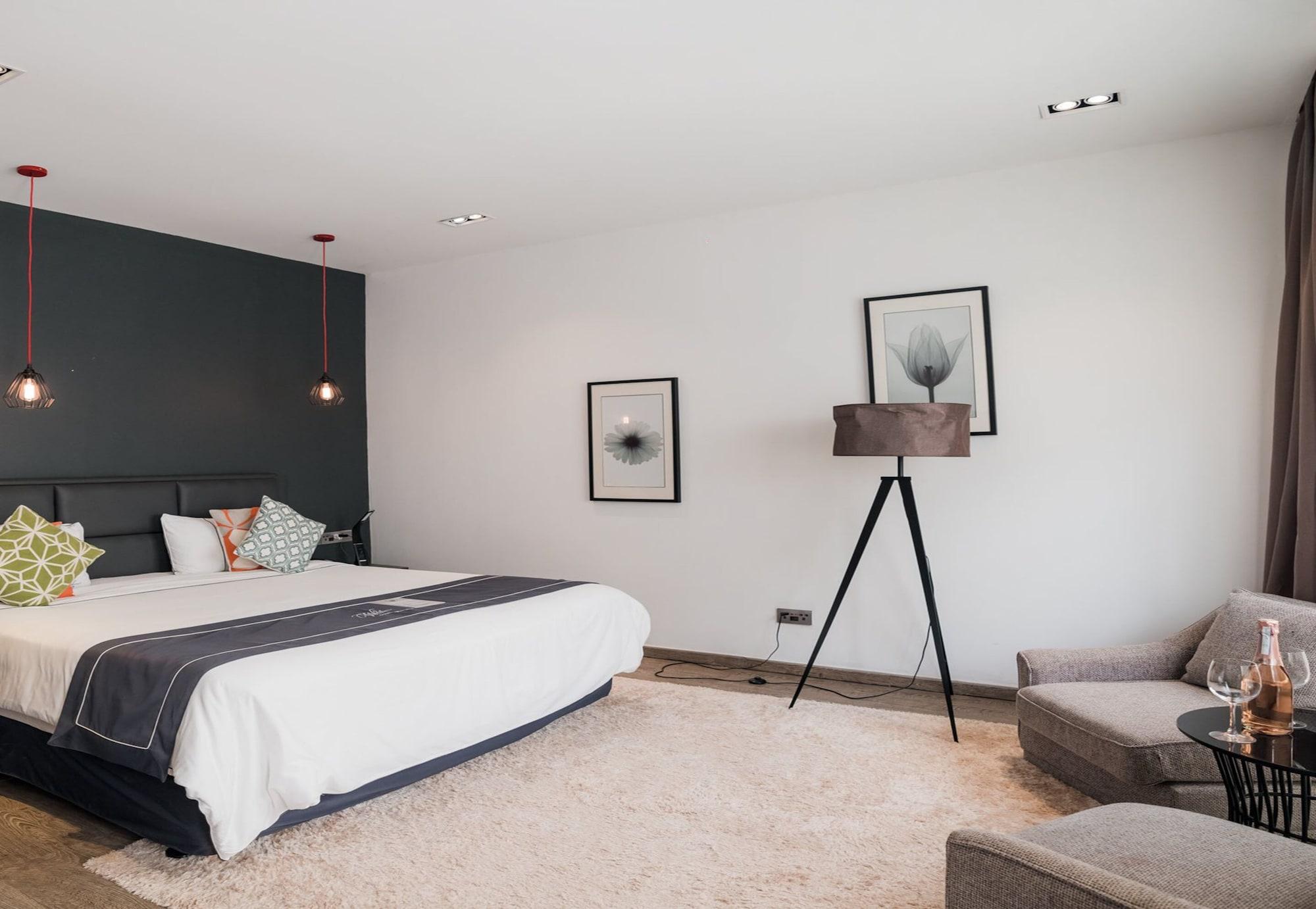White Boutique Hotel And Residences Sihanoukville Ngoại thất bức ảnh