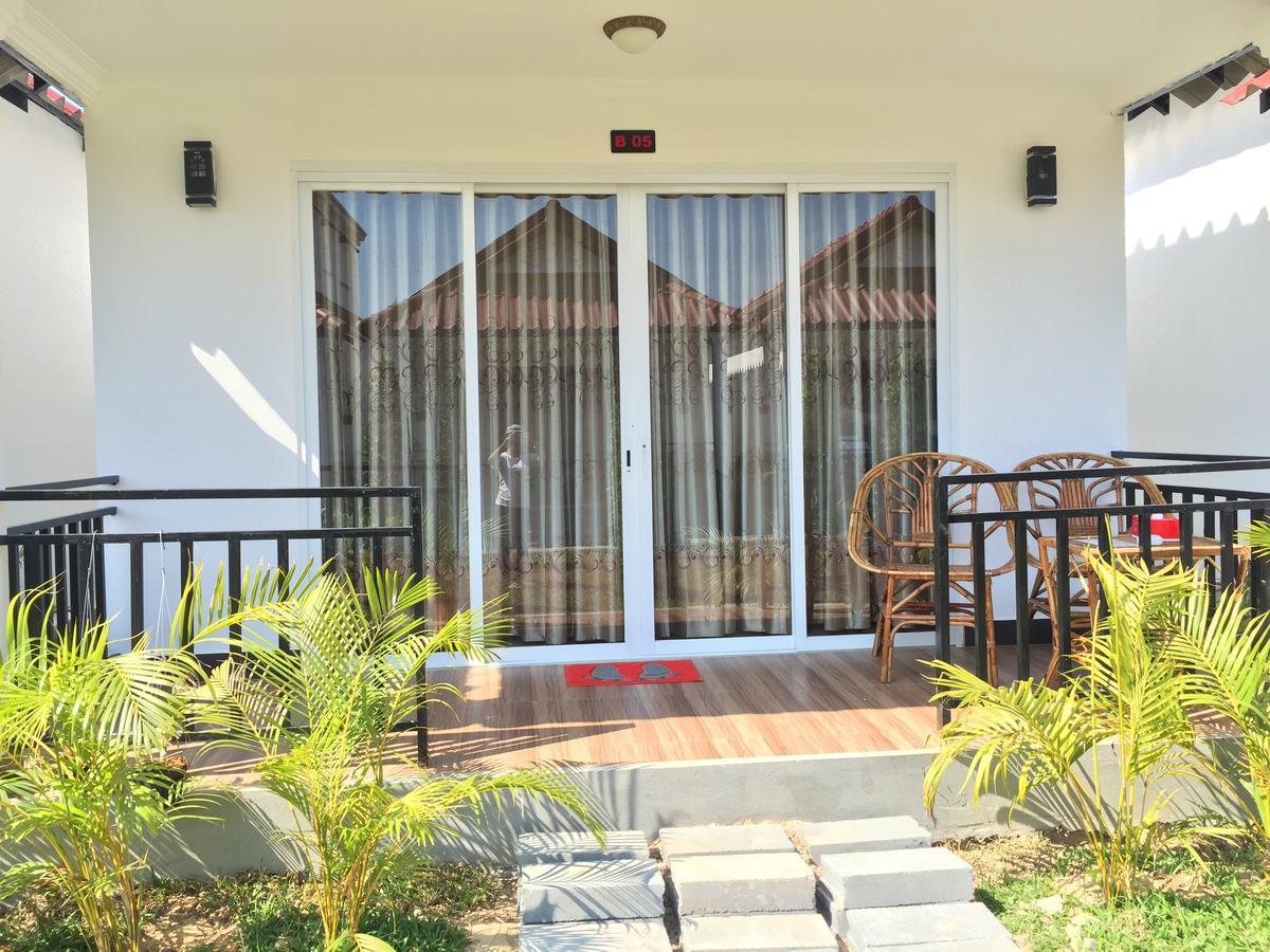 White Boutique Hotel And Residences Sihanoukville Ngoại thất bức ảnh