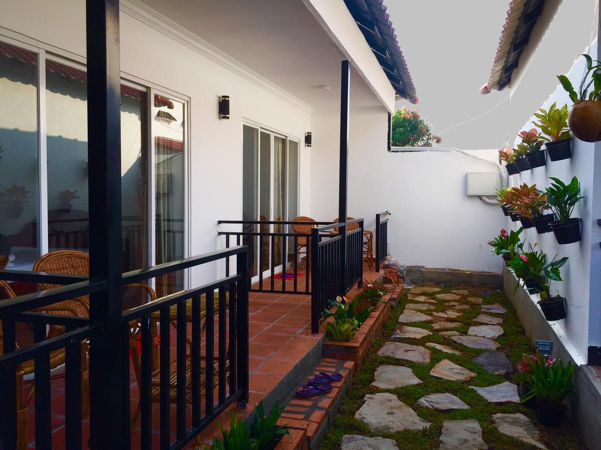 White Boutique Hotel And Residences Sihanoukville Ngoại thất bức ảnh