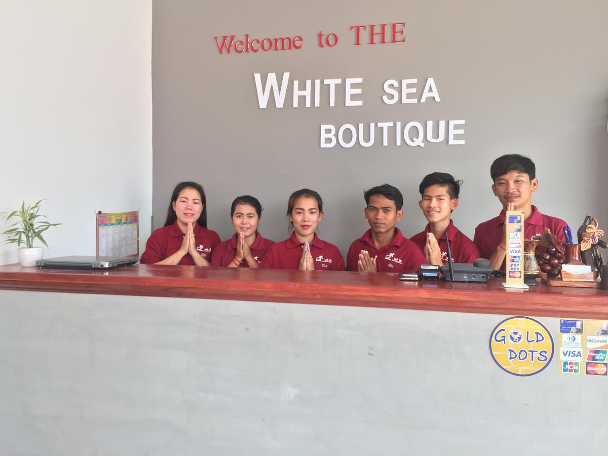 White Boutique Hotel And Residences Sihanoukville Ngoại thất bức ảnh