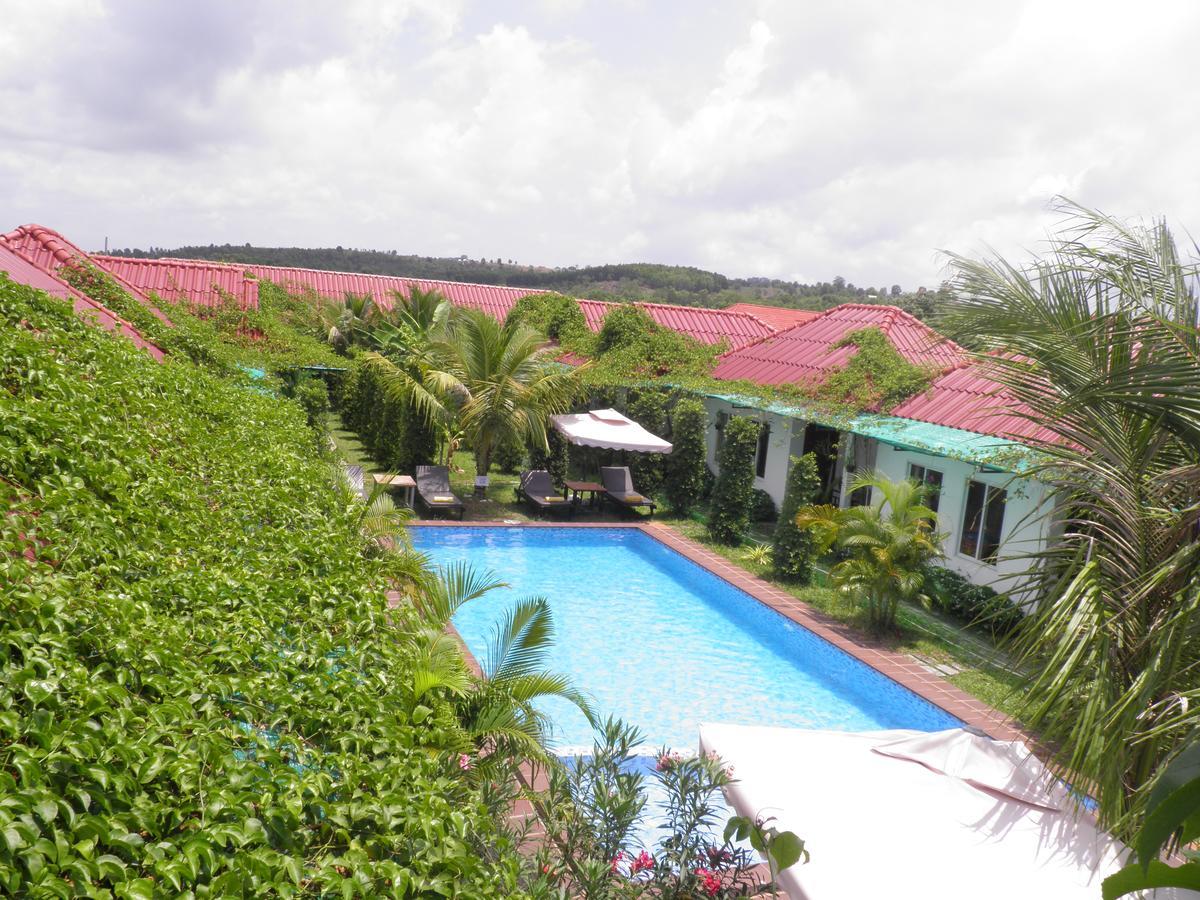 White Boutique Hotel And Residences Sihanoukville Ngoại thất bức ảnh