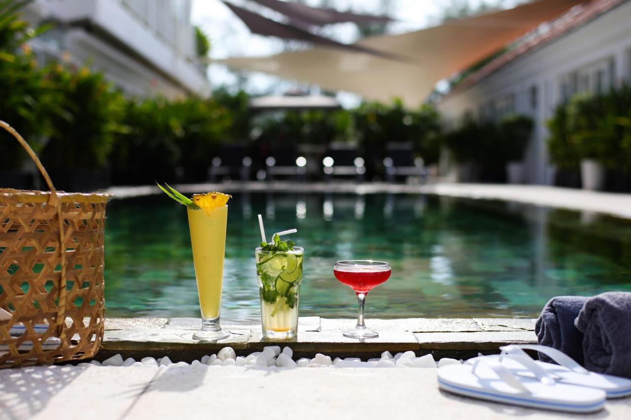 White Boutique Hotel And Residences Sihanoukville Ngoại thất bức ảnh